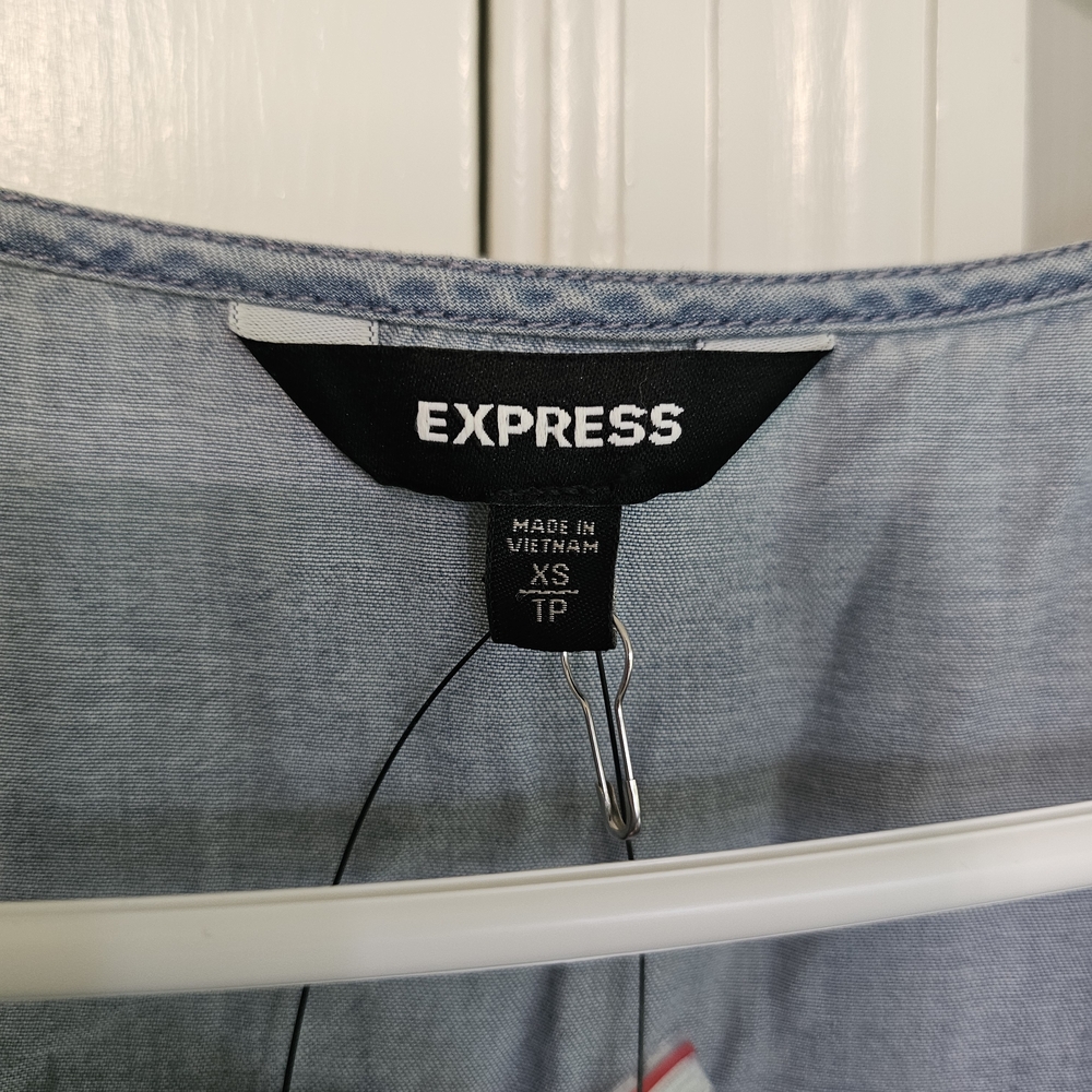 Express Blue Denim Button-Down Women's Shirt - Picture 5 of 5